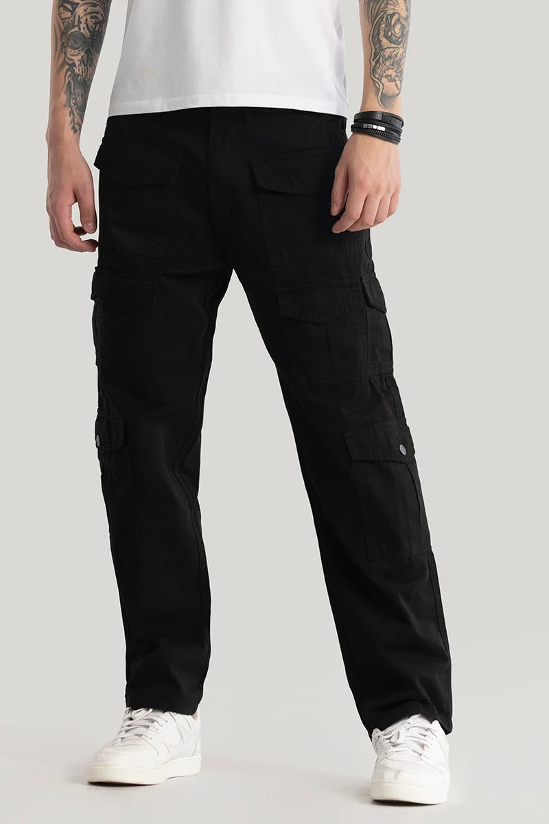 Buy Men's Nils Loose Fit Black Cargo Pants Online | Snitch – SNITCH