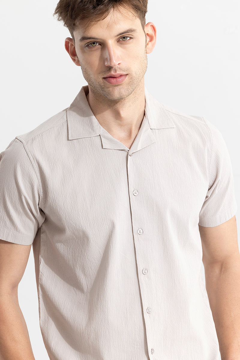 7256 Men's shirt button closure