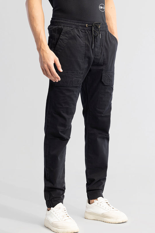 Buy Men's Trek Tech Black Cargo Pant Online | SNITCH