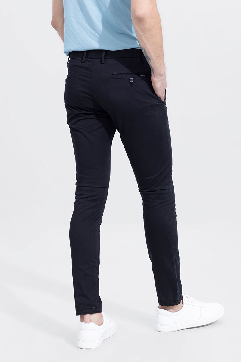 Buy Men's Derrick Black Chino Online | SNITCH