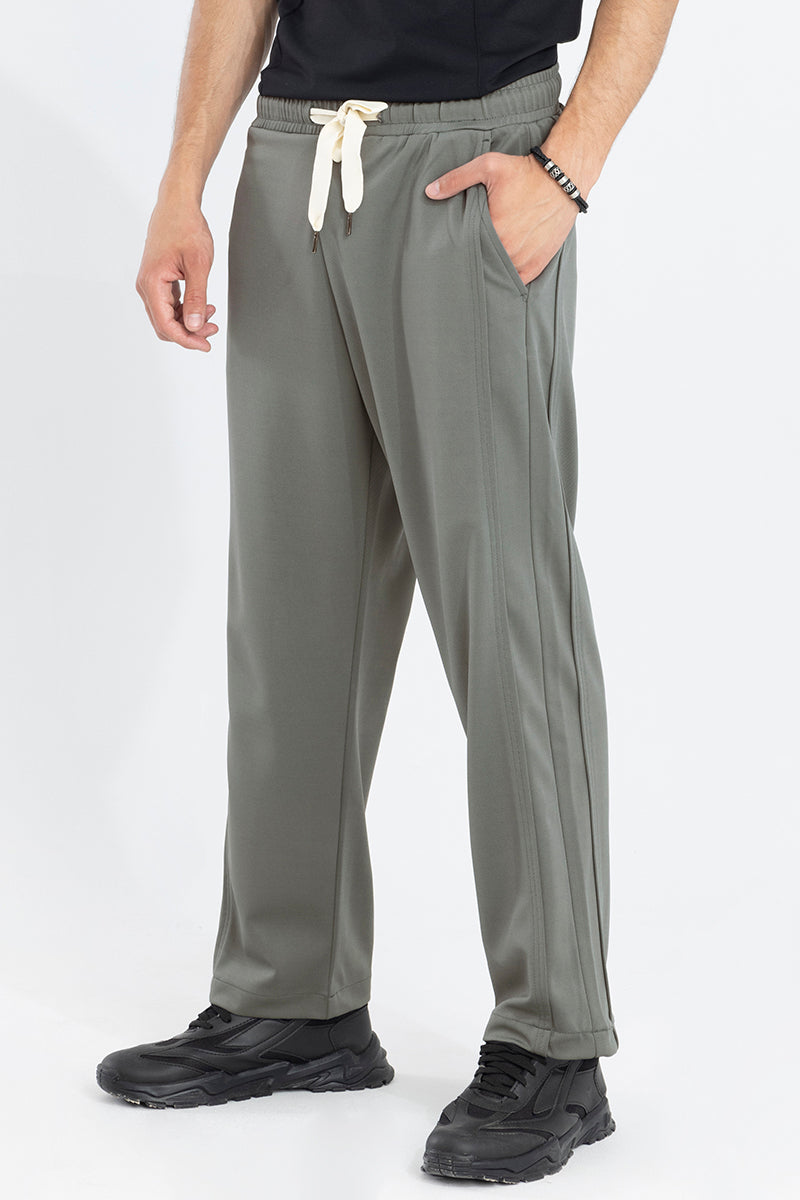 Snitch Regular Fit Men Beige Trousers - Buy Snitch Regular Fit Men Beige  Trousers Online at Best Prices in India | Flipkart.com