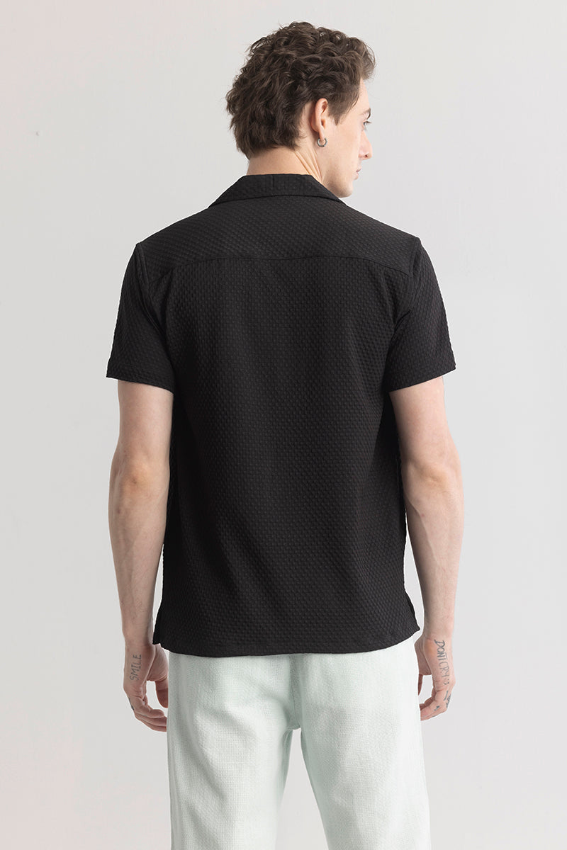 Breezy Bluffs Black Shirt