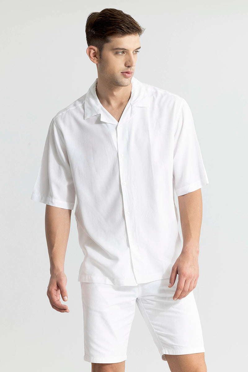 Buy Men's Mateo White Oversized Shirt Online | SNITCH