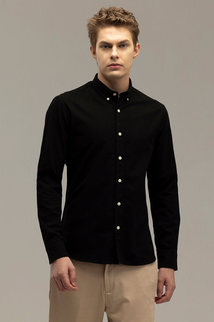 ClassicContour Plain Black Shirt