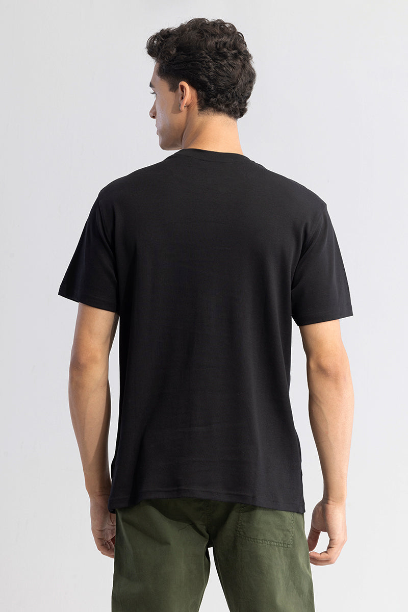 Buy Men's Retro Black T-Shirt Online | SNITCH