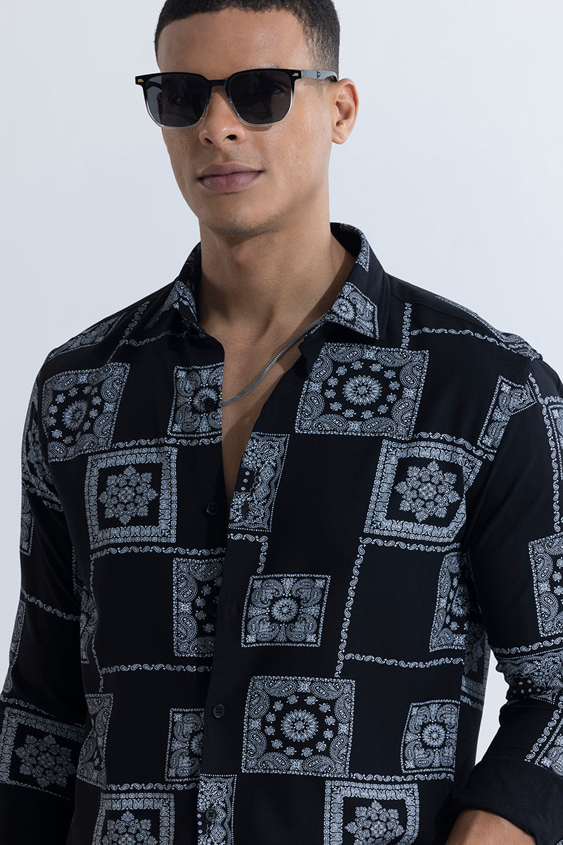 Buy Men's Pixel Paisley Black Shirt Online | SNITCH