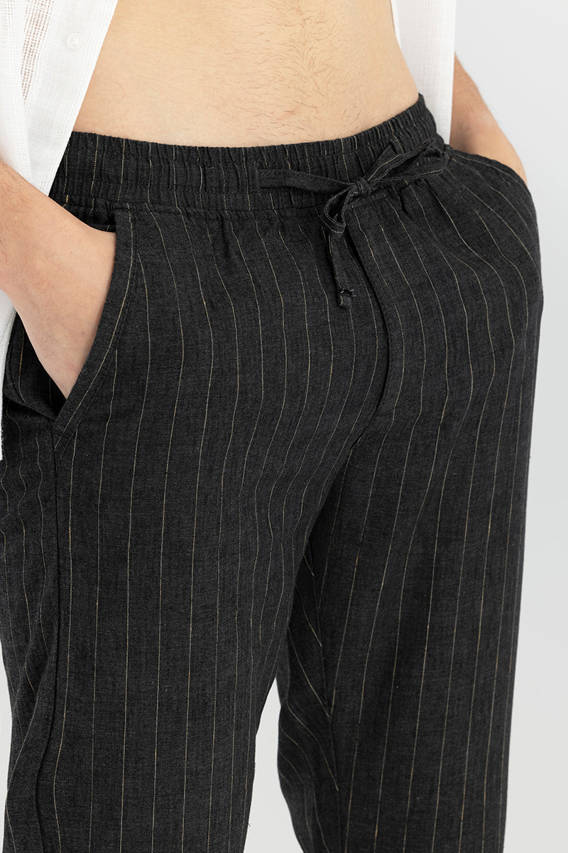 Buy Men's Aurabreeze Black Linen Pant Online | SNITCH