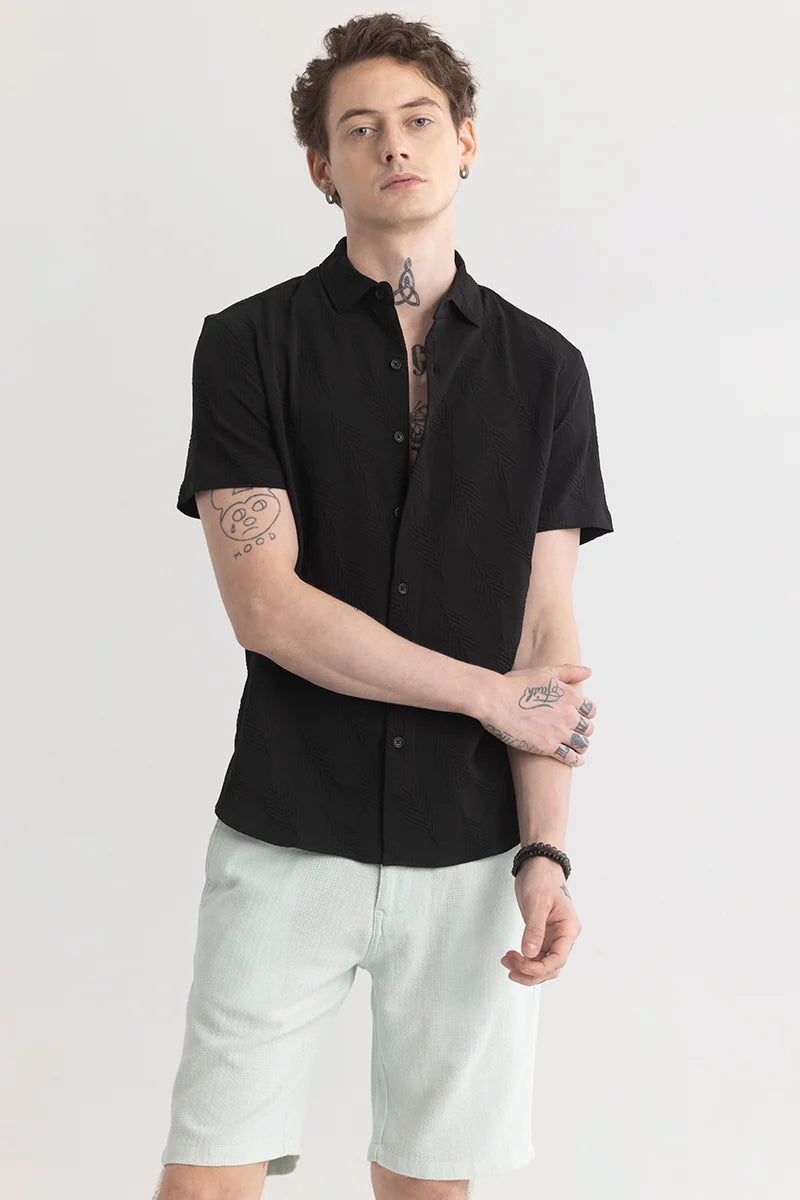 Leaf-Off Black Textured Shirt