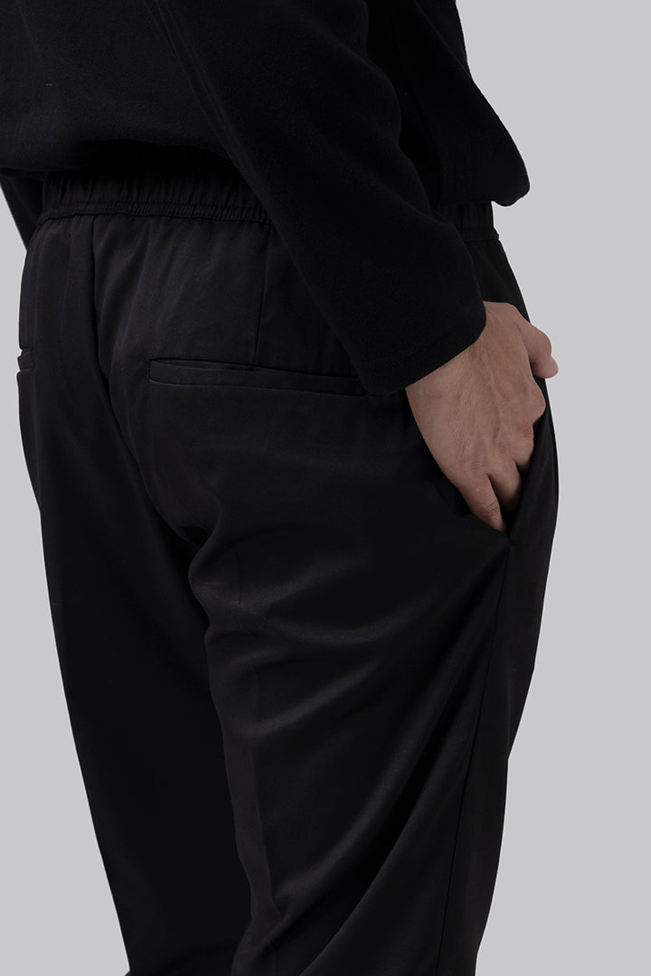 Relaxed Fit Black Pant