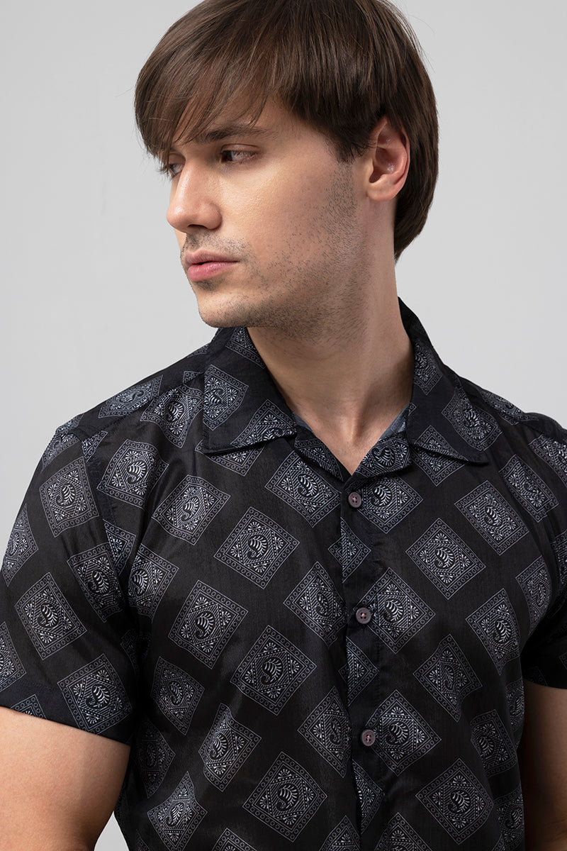 Geometry Azrak Black Shirt