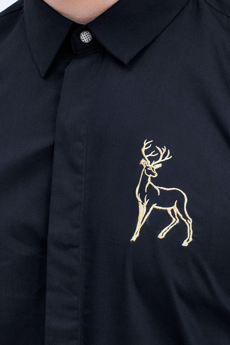 Amazon.com: Deer Tree Antler Buck Deer Head T-Shirt : Clothing, Shoes &  Jewelry