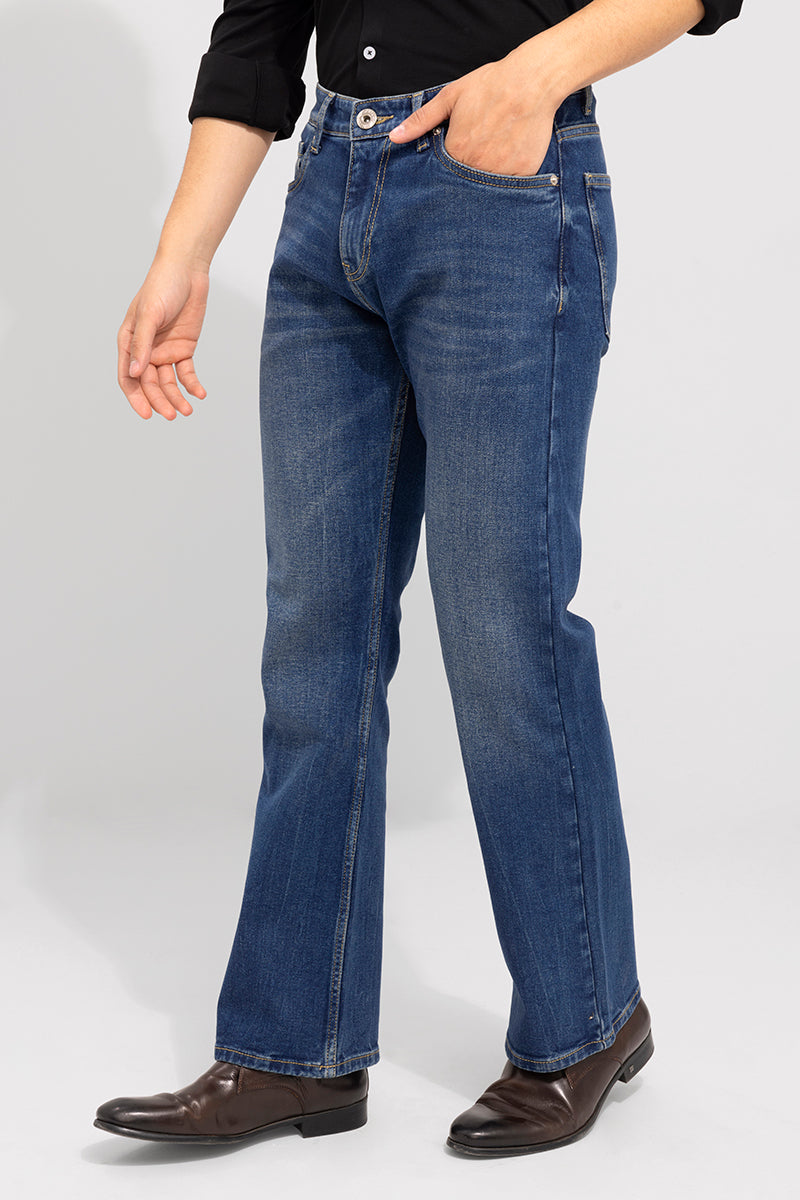 Buy Men's Spunky Blue Washed Bootcut Jeans Online | SNITCH